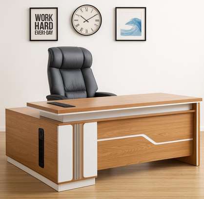Office Desk : 1.8M High-End Executive Office Desk image 4