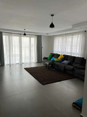 4 Bed Villa with En Suite at Kerarapon Drive image 3
