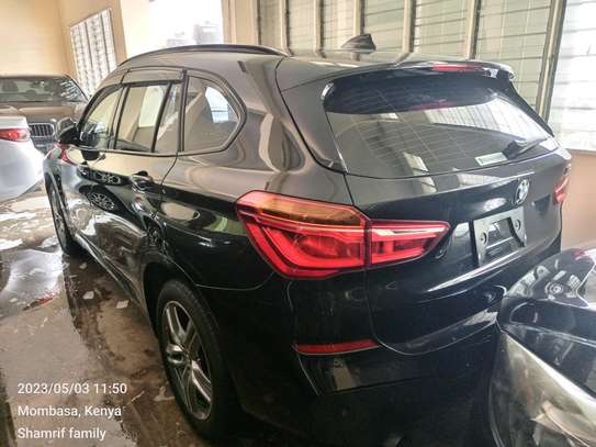 BMW X1 petrol black 2017 image 2