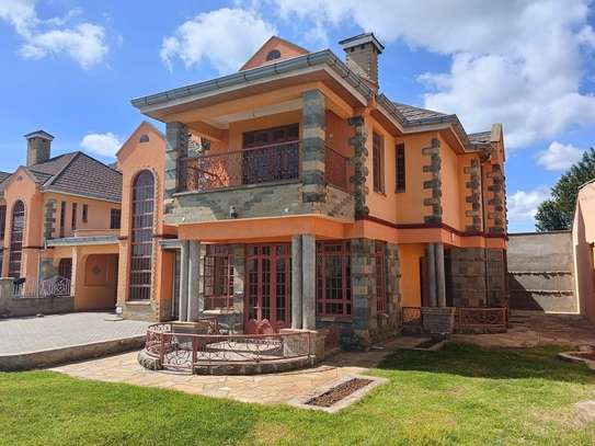 4 Bed Townhouse with En Suite at Mabrouke image 18