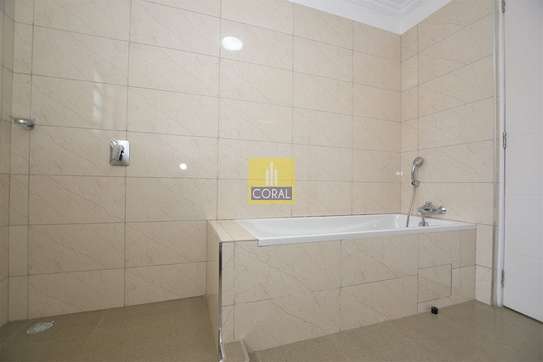 4 Bed House in South C image 2