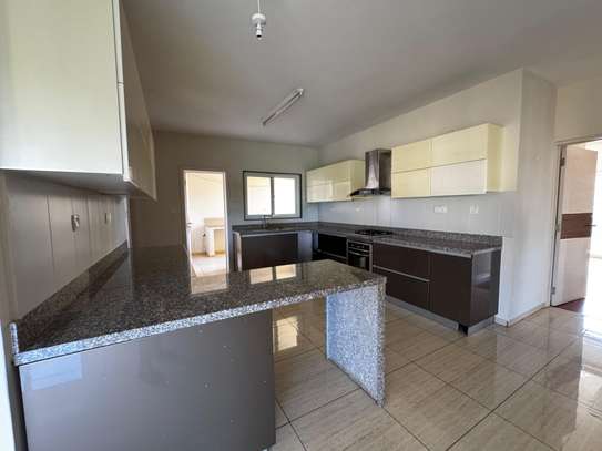 3 Bed Apartment with En Suite in Rhapta Road image 18