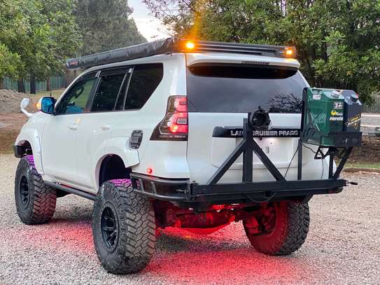 Toyota Land cruiser prado TXL image 9