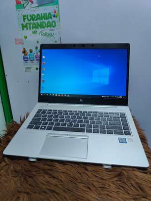 HP ELITEBOOK 840 G5 Laptop Core i7 -8650U image 4