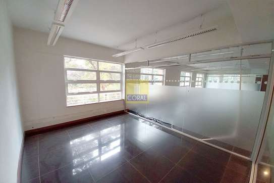 3500 ft² office for rent in Westlands Area image 13