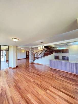 4 Bed Apartment with En Suite in Kileleshwa image 5