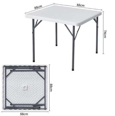 Foldable table image 3