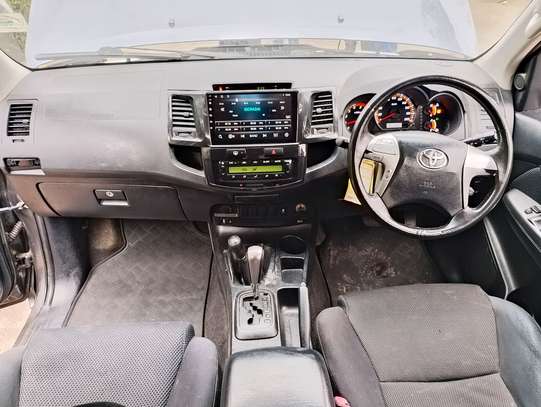 TOYOTA HILUX DOUBLE CAB AUTOMATIC.. image 12