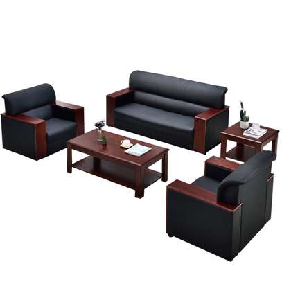 Office Sofa: 5 Seater Black Office Sofa In Mummius image 7