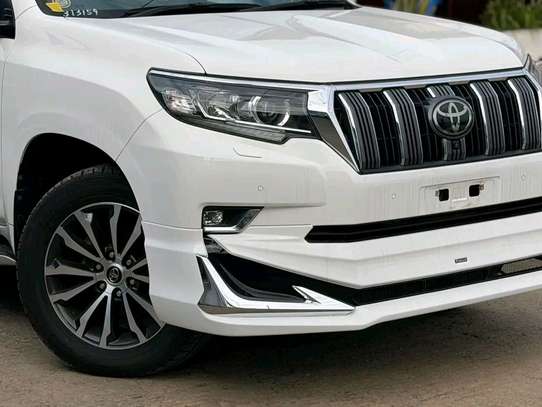 Toyota landcruiser Prado TZG image 7