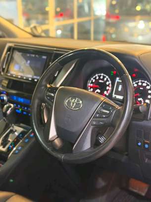 Toyota velfire 2020 image 12