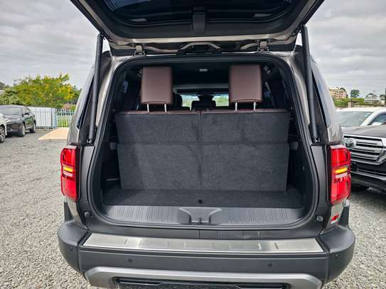2024 Toyota land cruiser Prado ZX image 10