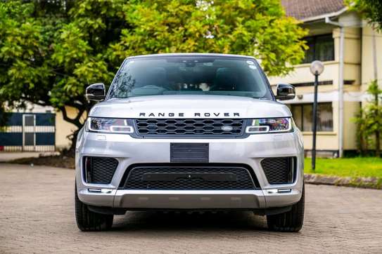 2019 Range Rover Sport HSE image 10