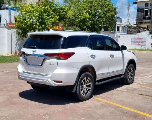 FORTUNER image 4