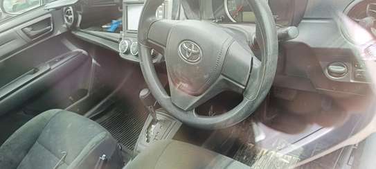 Toyota Corolla Axio Silver 2018 2WD image 2