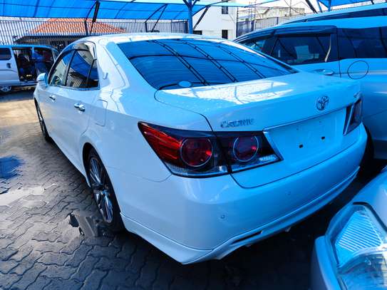 Toyota crown Athlete S 2018 Sunroof image 11