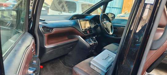 Toyota Esquire Hybrid Black 2018 image 12