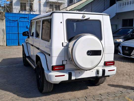 Mercedes Benz Gwagon G350D 2018 Facelift 2022 image 12