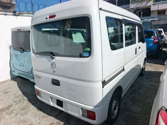 Mazda scrum van image 8