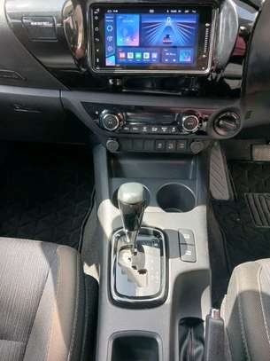 Toyota hilux double cub for sale in Kenya image 5