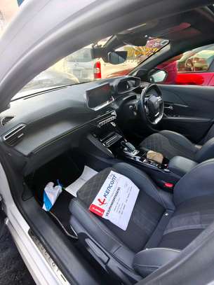 peugeot 208 sunroof 2021 model image 2