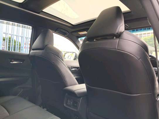Toyota Harrier Hybrid 2020 White SUV 5-Seater image 9