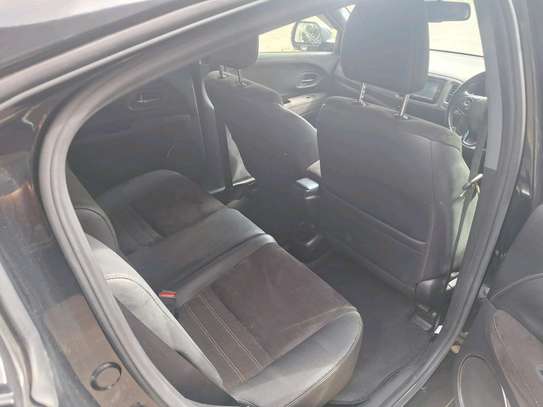 HONDA VEZEL RS NORMAL 2018MODEL image 8