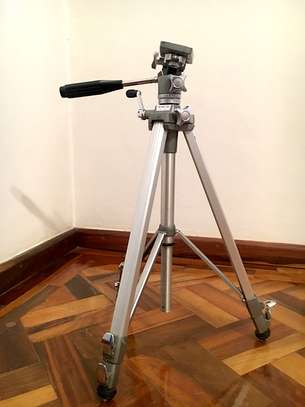 Star-D D-120 Professional Camera Tripod - Heavy-Duty image 5