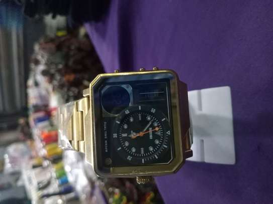 Vintage Gold-Tone Men's Watch Dual Analog Display image 3