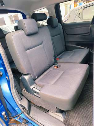 Toyota Sienta 2017 hybrid blue 2018 2wd image 7
