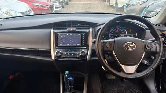 Toyota Fielder hybrid 1500cc Black Color 2018 model. image 2