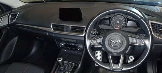 Mazda Axela hatchback Petrol Sport Manual 2018 image 5