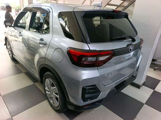 Toyota  Raize image 3