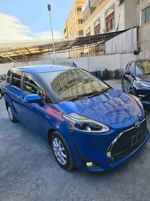 TOYOTA SIENTA HYBRID 2019MODEL 7 SEATER image 10