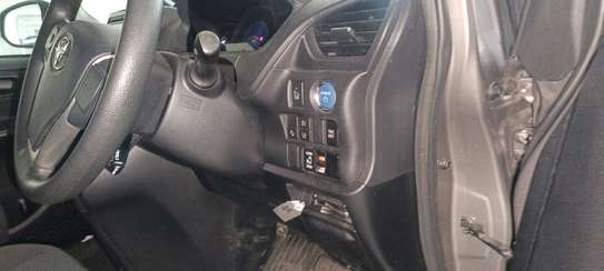 Toyota Noah hybrid Gold 2018 image 5