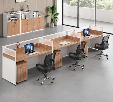 3 Seater Cubic Office Workstation image 9