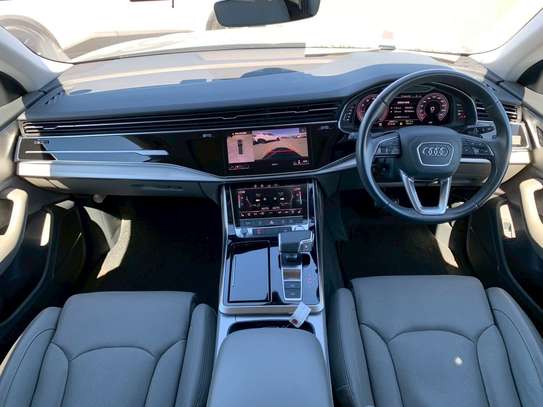 Audi Q8 Alloys, Leather, Sunroof 2019, 40,000 Kms image 7
