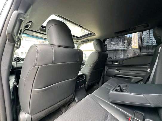 Toyota land cruiser Prado Gj250 2024 Diesel image 3