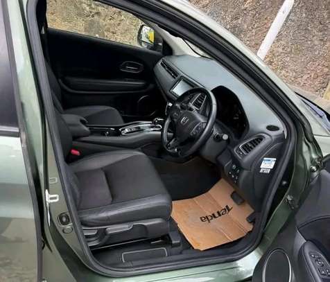 HONDA VEZEL HYBRID PREMIUM GRADE 2019 image 2