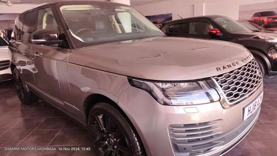Land rover Range rover vogue 2018 UK imports image 2