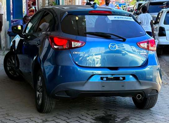 Mazda demio   petrol image 9