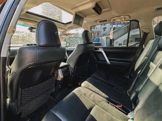 Toyota land cruiser Prado Kakadu 2020 Diesel image 5