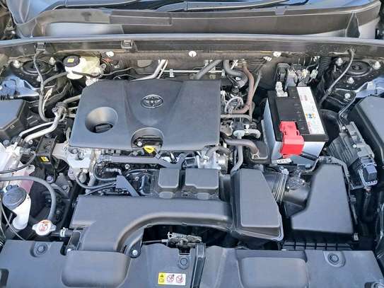 Toyota Harrier Black Sunroof 2021 image 8
