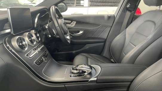 Mercedes benz c200 Amg 2019model image 2