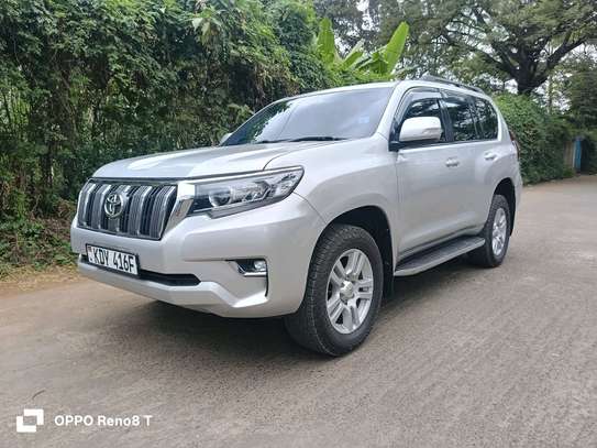 LAND CRUISER PRADO TXL DIESEL J150 SERIES image 11