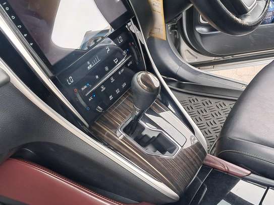TOYOTA HARRIER 2015MODEL HYBRID image 13