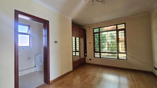 Modern 5-Bedroom Townhouse + DSQ for Rent – Lavington image 12