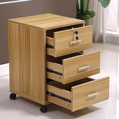 3 Drawer Office Wooden Credenza image 6