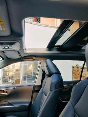 TOYOTA RAV4 G Z PACKAGE 2020MODEL SUNROOF image 10