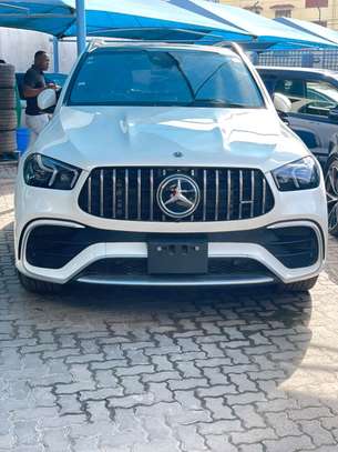 MERCEDES GLE 63S 2021MODEL PETROL SUNROOF image 11